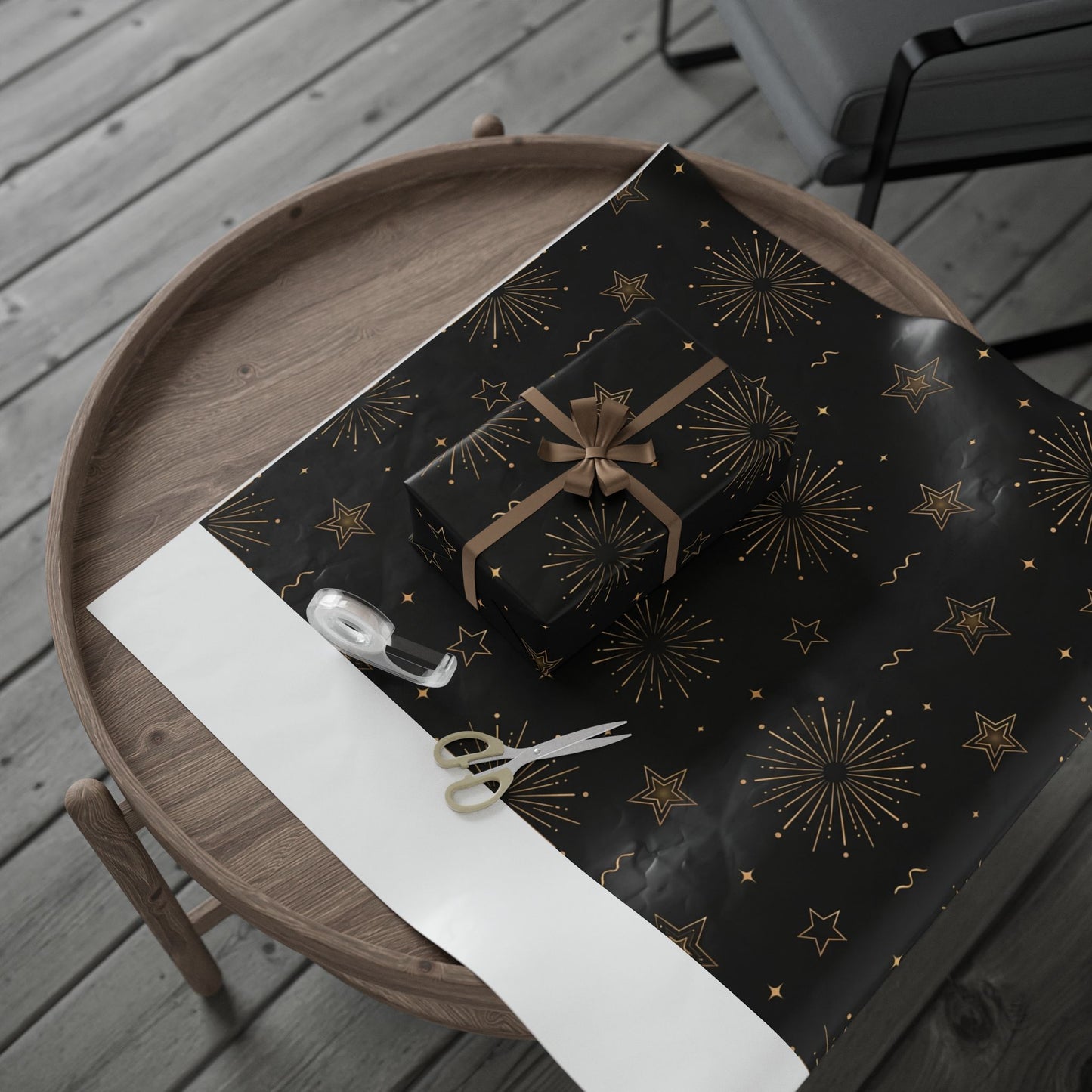 Black & Gold Starburst Wrapping Paper — Elegant Holiday Gift Wrap