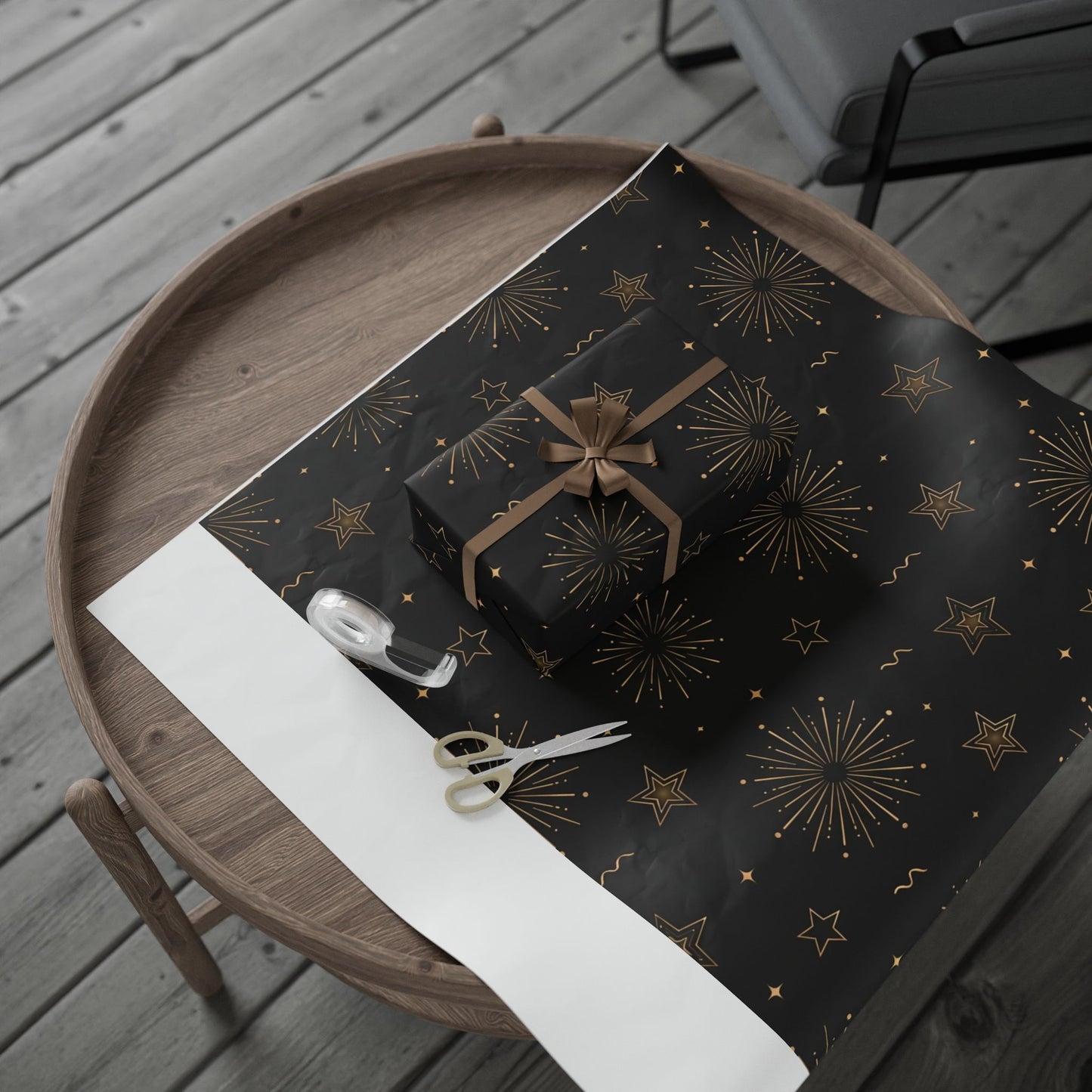 Black & Gold Starburst Wrapping Paper — Elegant Holiday Gift Wrap